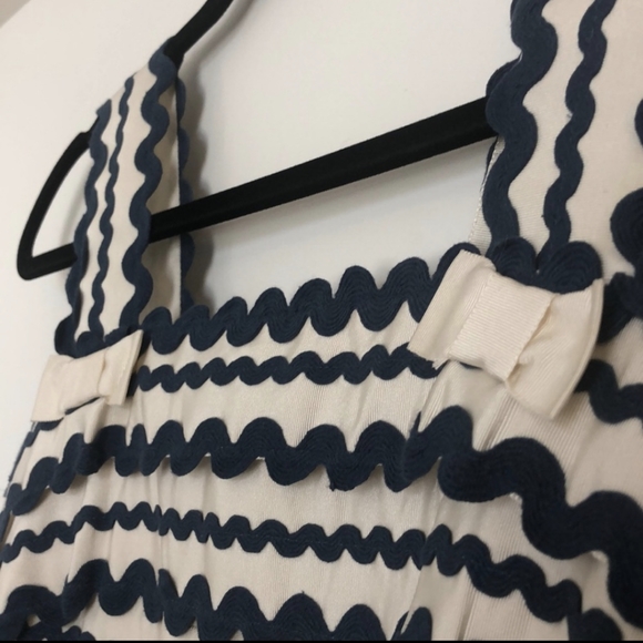 FRENCH CONNECTION | Ric Rac Dress 👗 - Picture 4 of 10